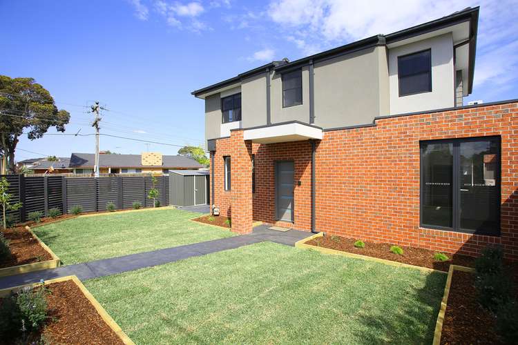 Main view of Homely townhouse listing, 182 Centre Dandenong Road, Cheltenham VIC 3192