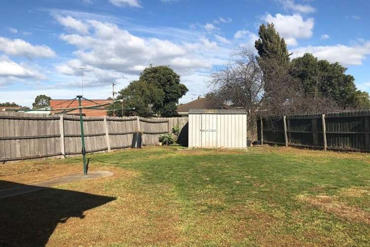 Fourth view of Homely house listing, 2 Parkside Walk, Laverton VIC 3028