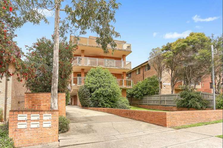 Main view of Homely unit listing, 4/8 Jessie Street, Westmead NSW 2145