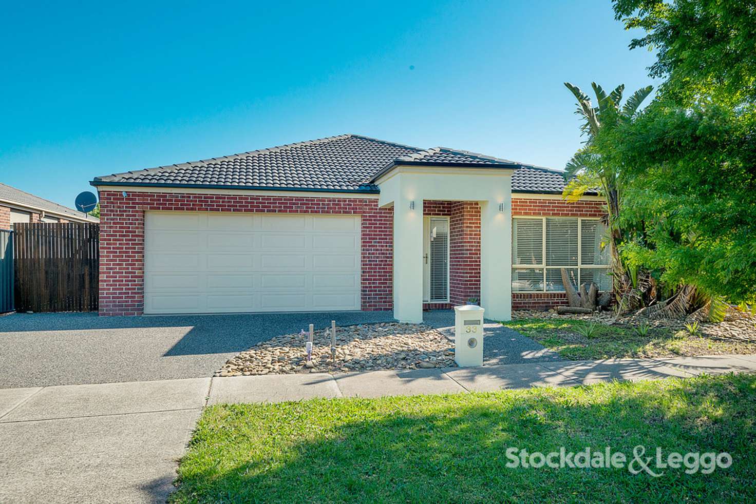 Main view of Homely house listing, 33 Thorngrove Avenue, Craigieburn VIC 3064