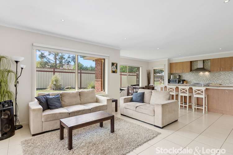 Sixth view of Homely house listing, 2 Eleanor Court, Leongatha VIC 3953