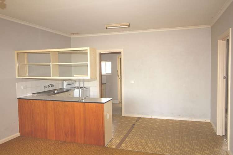 Third view of Homely unit listing, 1/8 Yeates Street, Mount Gambier SA 5290