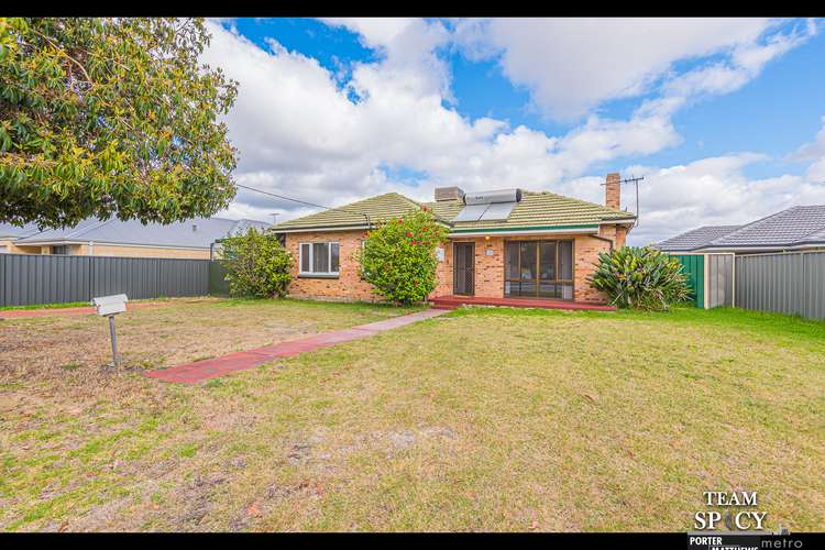 Third view of Homely house listing, 4 Berehaven Avenue, Thornlie WA 6108