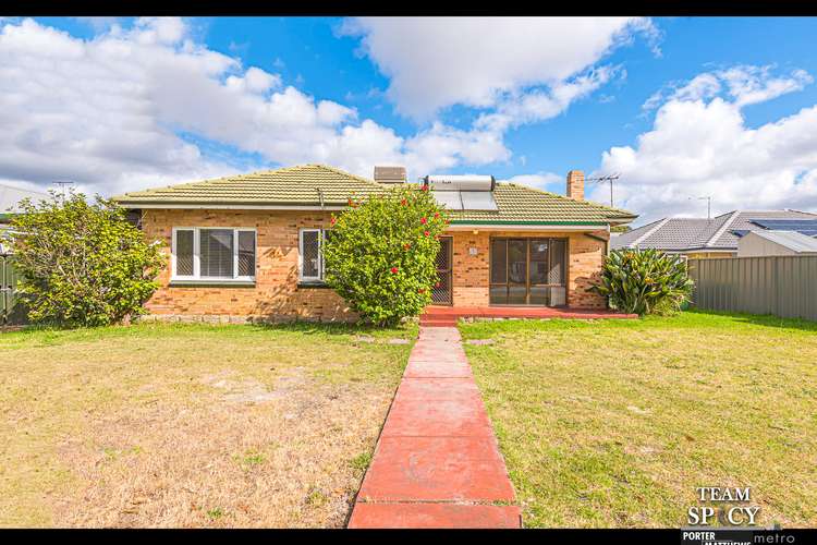 Fourth view of Homely house listing, 4 Berehaven Avenue, Thornlie WA 6108