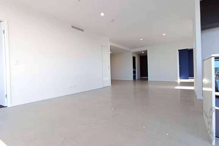 Fifth view of Homely apartment listing, 5601/5 Harbourside Court, Biggera Waters QLD 4216