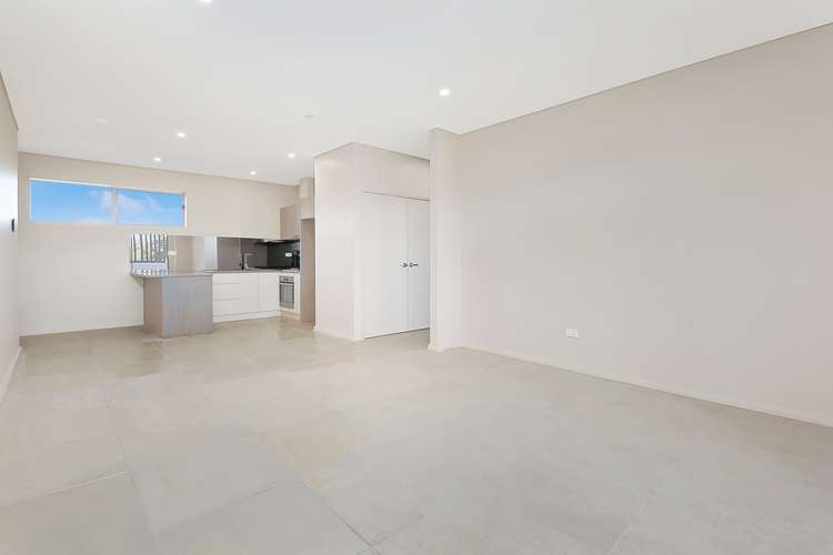 Main view of Homely apartment listing, 5/13-15 Civic Avenue, Pendle Hill NSW 2145