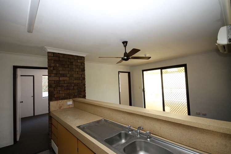Seventh view of Homely house listing, 6 Stallard Court, Australind WA 6233