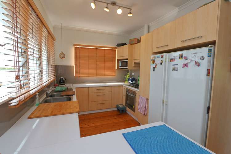 Fourth view of Homely house listing, 10 Auster Street, Katherine NT 850