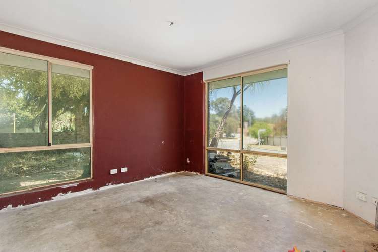 Seventh view of Homely house listing, 2 Taylor Close, Leda WA 6170