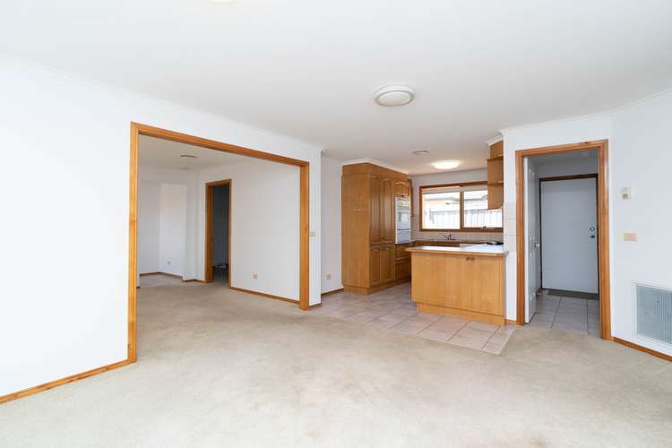 Fourth view of Homely unit listing, 2/260-262 Warrigal Road, Cheltenham VIC 3192