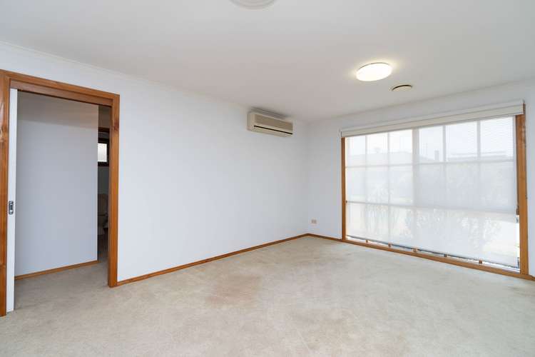 Fifth view of Homely unit listing, 2/260-262 Warrigal Road, Cheltenham VIC 3192