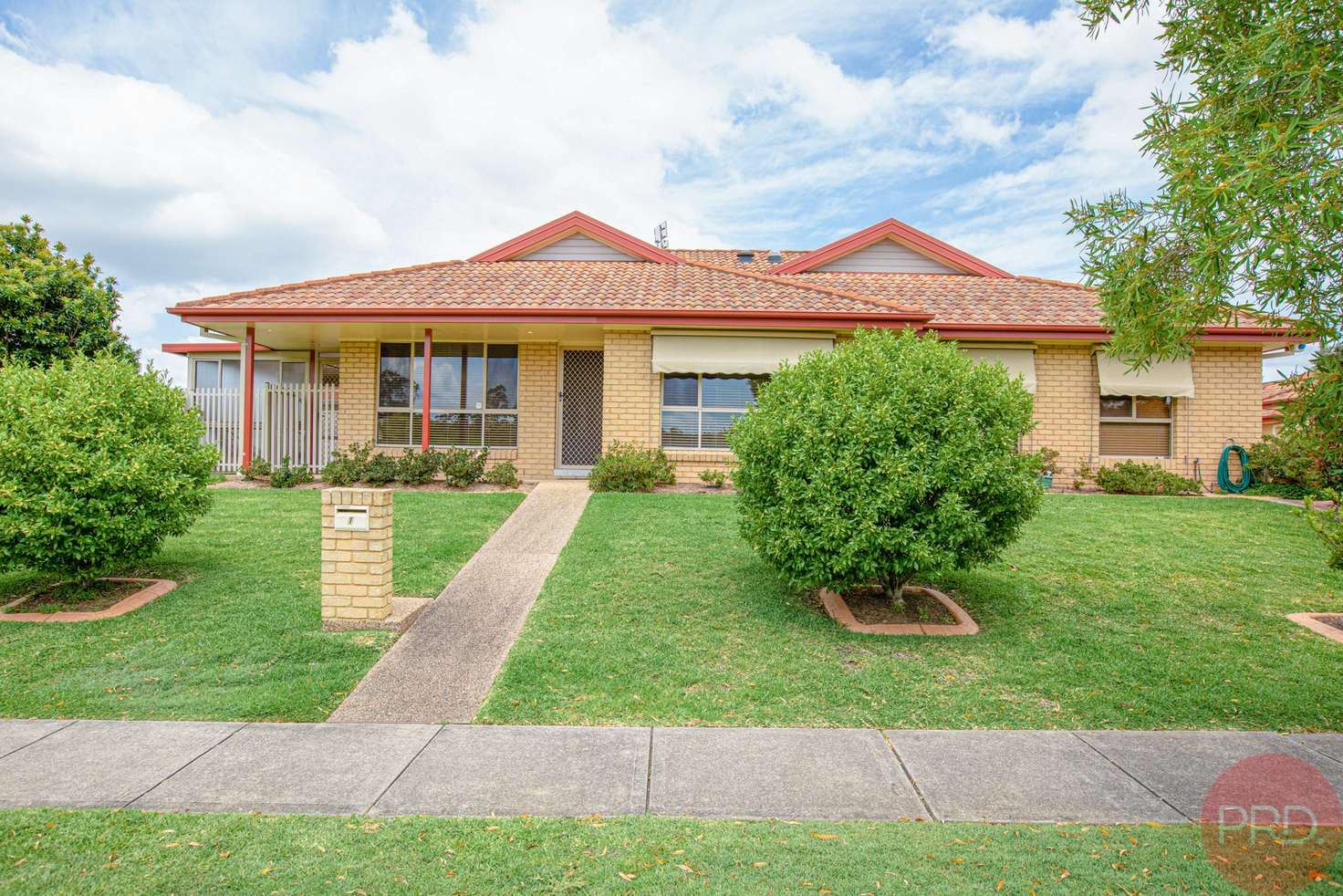 Main view of Homely villa listing, 1/74-76 Worcester Drive, East Maitland NSW 2323