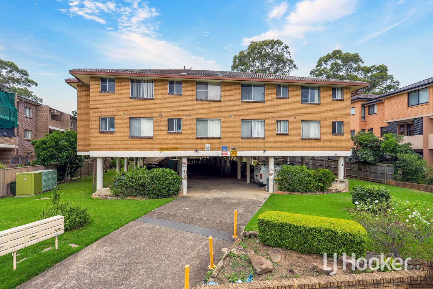 Main view of Homely unit listing, 2/466-468 Guildford Road, Guildford NSW 2161