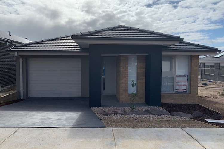11 Lucid Crescent, Clyde VIC 3978