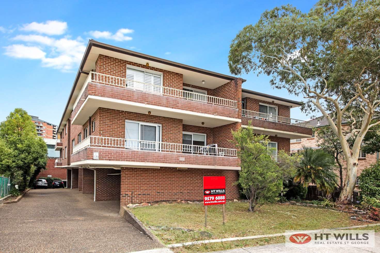 Main view of Homely unit listing, 8/5-7 Wright Street, Hurstville NSW 2220