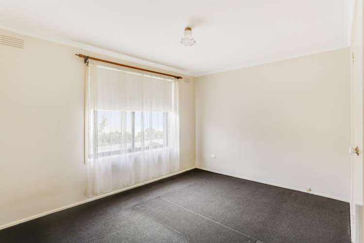Fifth view of Homely unit listing, 2/15 Allan  Street, Noble Park VIC 3174