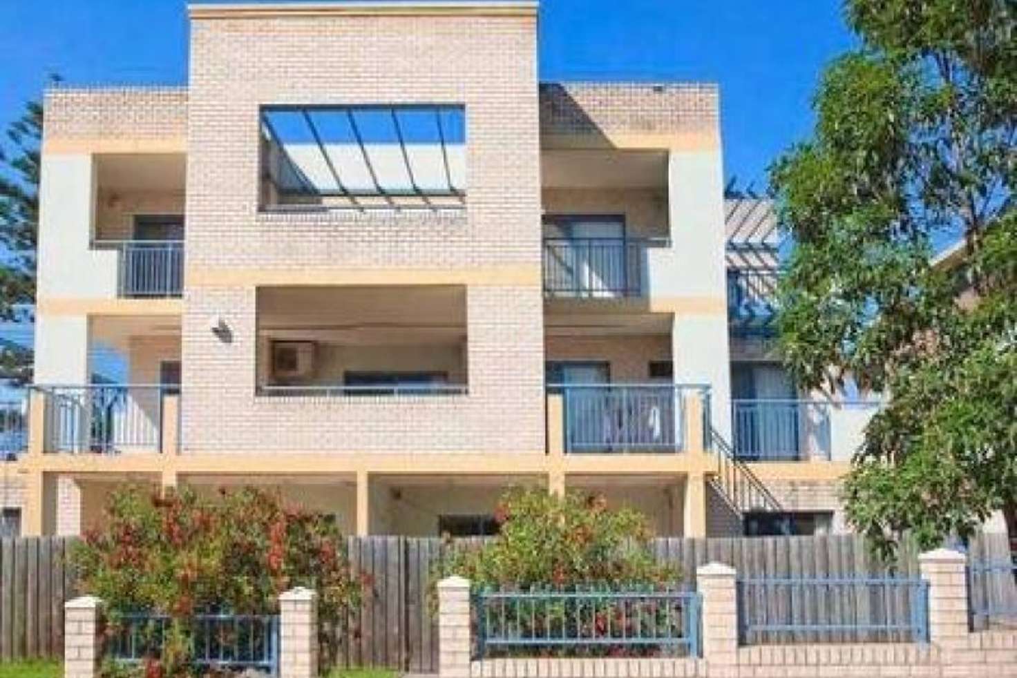 Main view of Homely unit listing, 11/12-16 Prospect Street, Rosehill NSW 2142