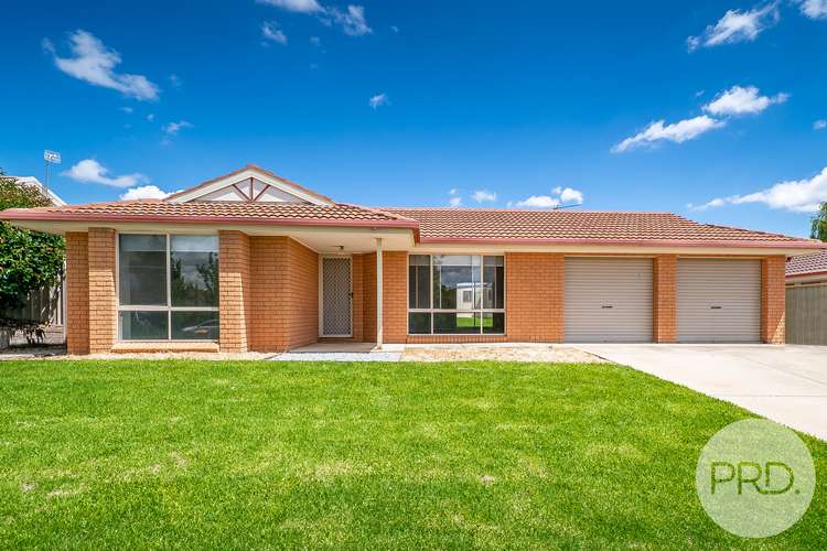 12 Kirrang Avenue, Glenfield Park NSW 2650