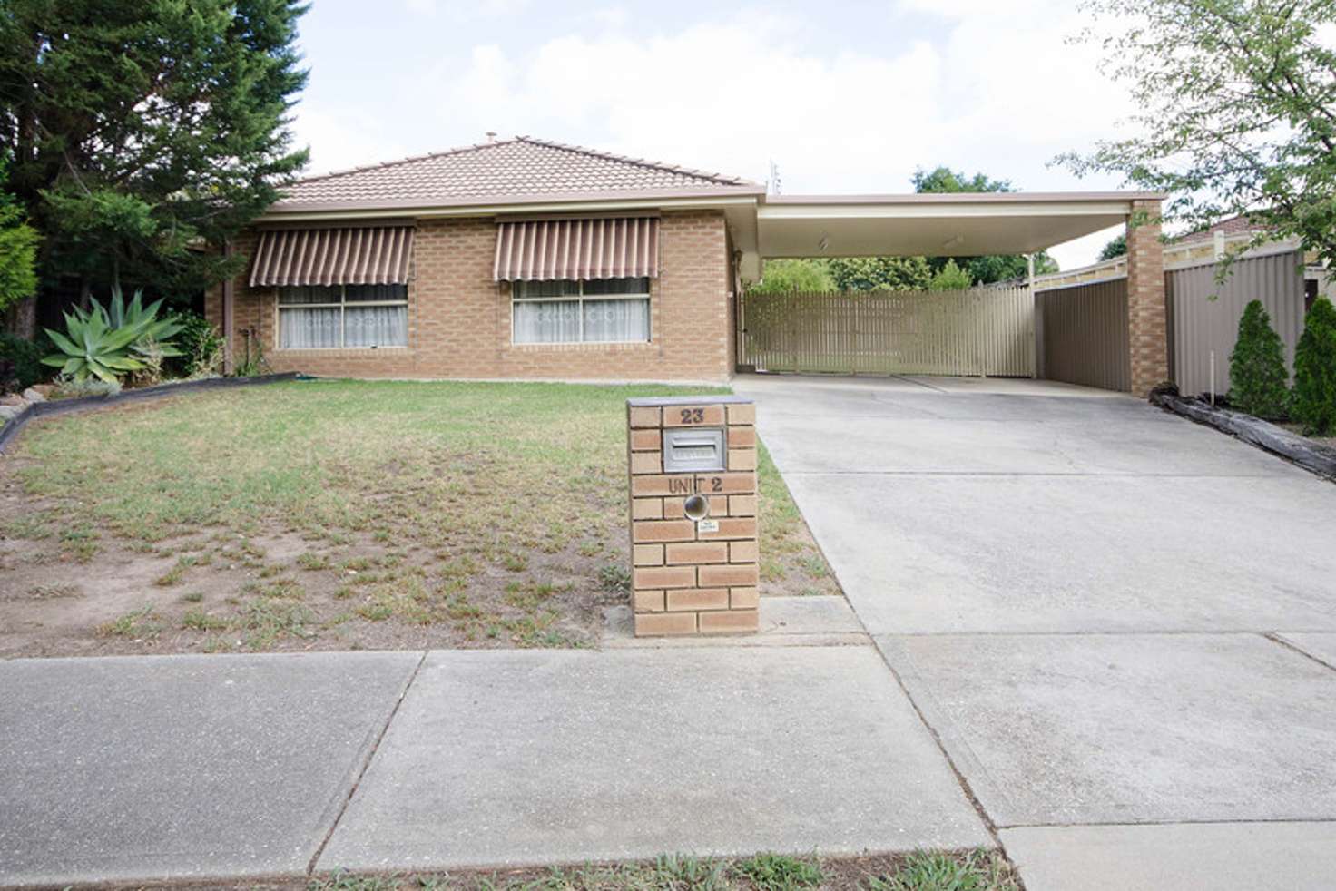 Main view of Homely house listing, 2/23 Chifley Street, Wodonga VIC 3690