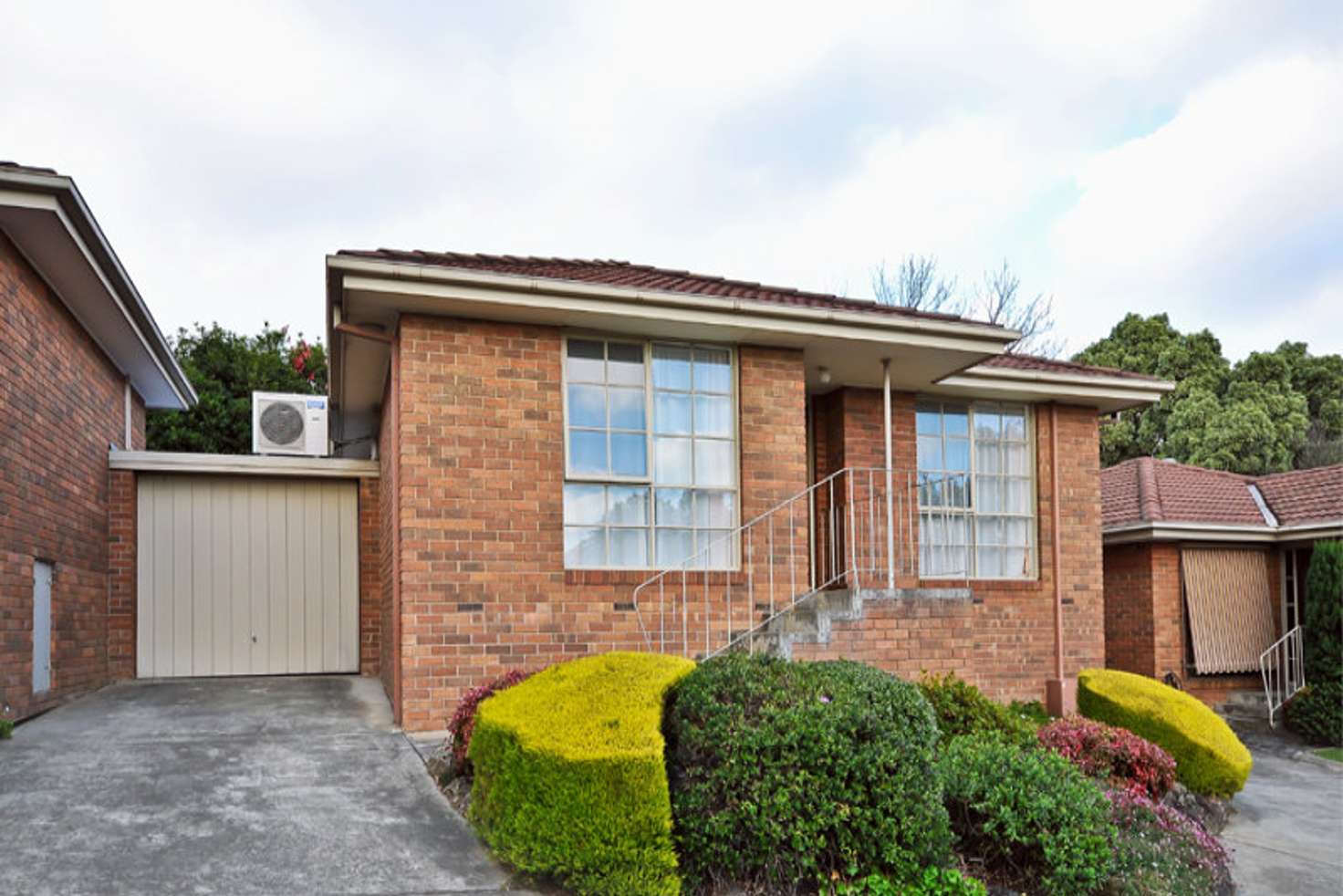 Main view of Homely unit listing, 2/27 Andrews Street, Burwood VIC 3125