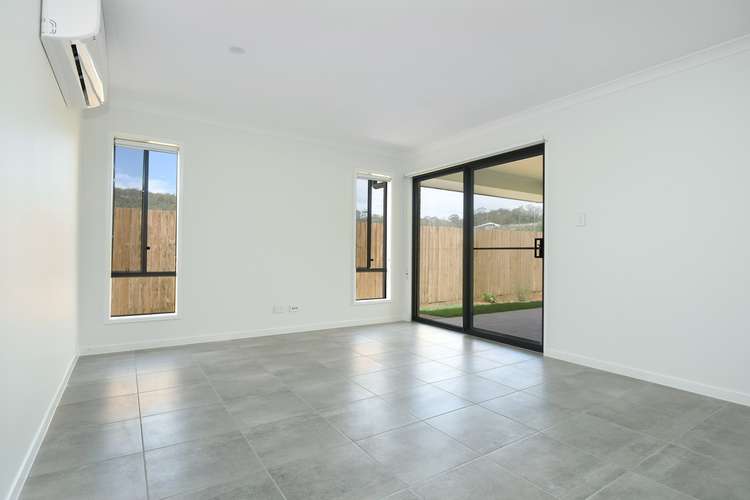 Fourth view of Homely unit listing, 1/10 Melanie Street, Cotswold Hills QLD 4350