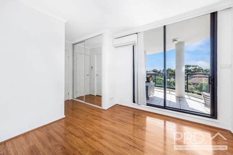 Fourth view of Homely unit listing, 904/5 Keats Avenue, Rockdale NSW 2216