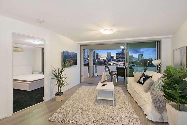 Main view of Homely apartment listing, 1302/92 Quay Street, Brisbane City QLD 4000