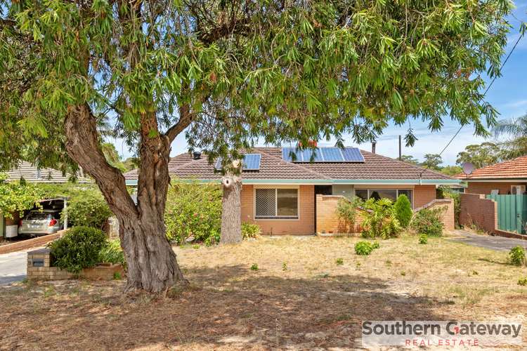 Second view of Homely house listing, 5 Barron Way, Orelia WA 6167