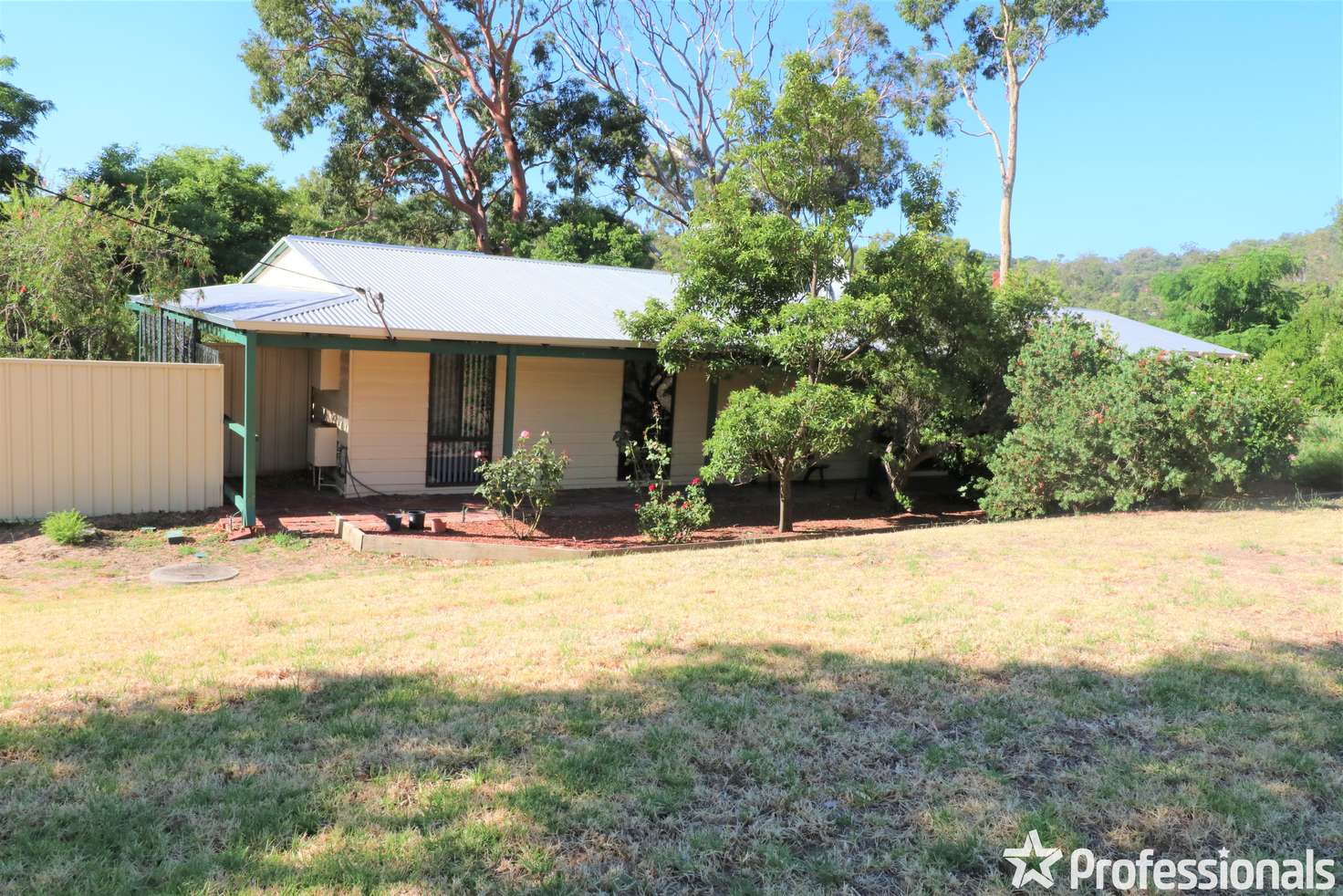 Main view of Homely house listing, 22 Onyx Road, Mount Richon WA 6112