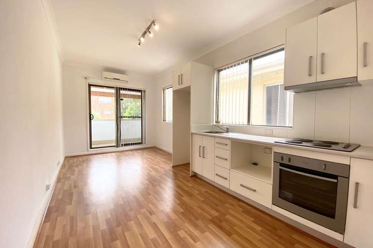 Main view of Homely unit listing, 3/19 Pitt Street, Mortdale NSW 2223