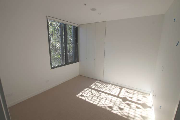 Third view of Homely apartment listing, 101/20 Leonard Crescent, Ascot Vale VIC 3032