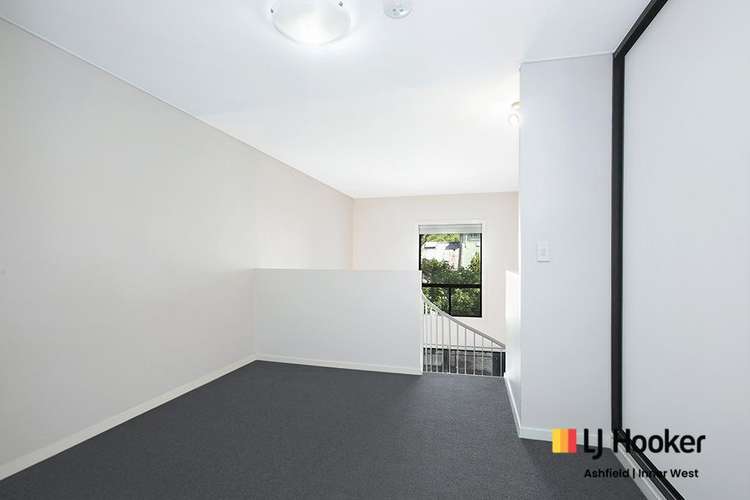 Main view of Homely apartment listing, 5/9-27 Moorgate Street, Chippendale NSW 2008