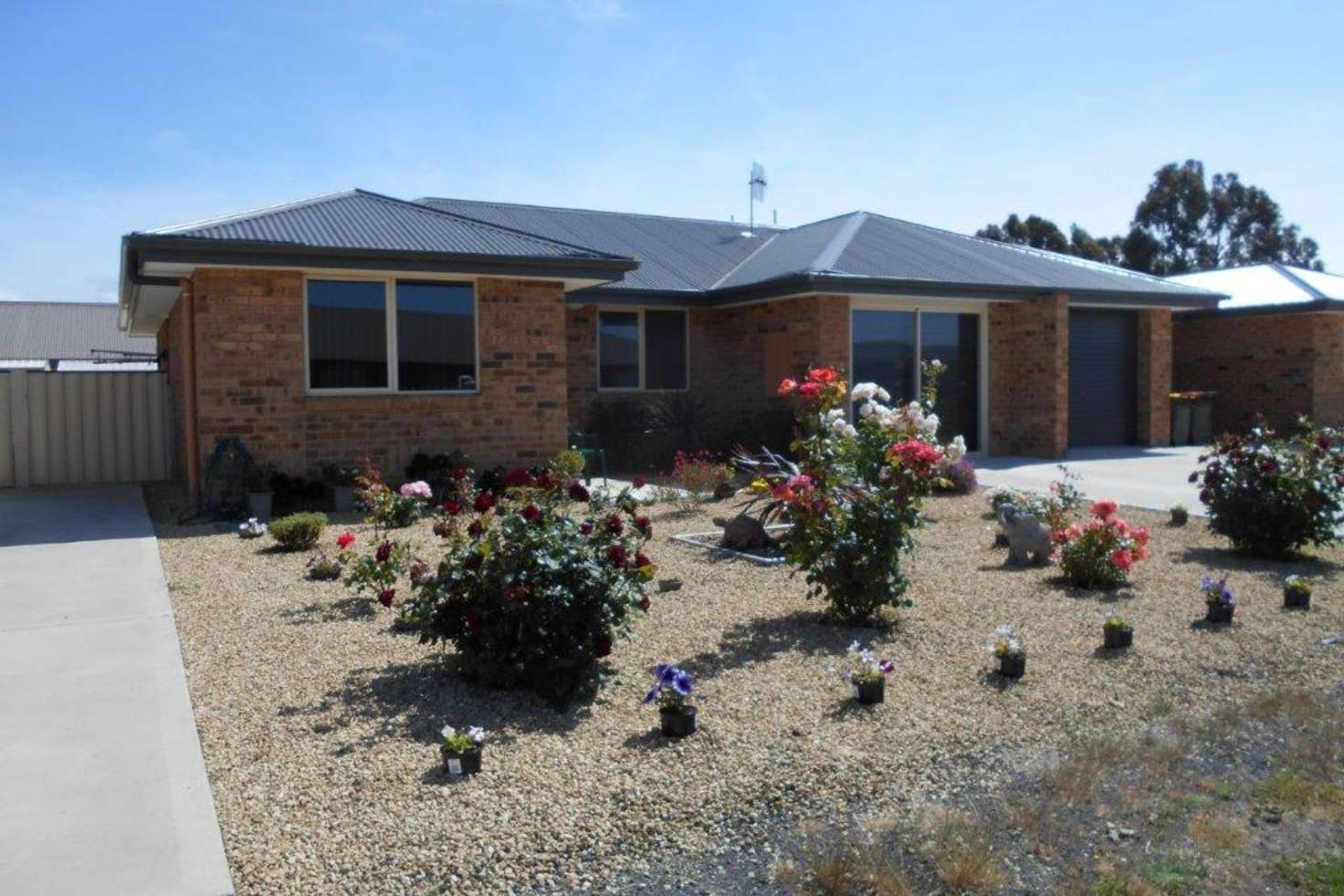 Main view of Homely unit listing, 2/32 Henry Street, Triabunna TAS 7190