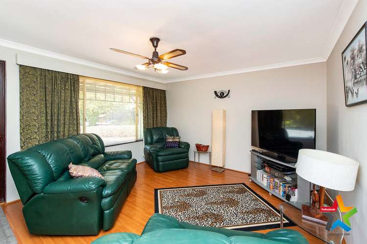 Fourth view of Homely house listing, 8 Woolcock Court, Ashfield WA 6054