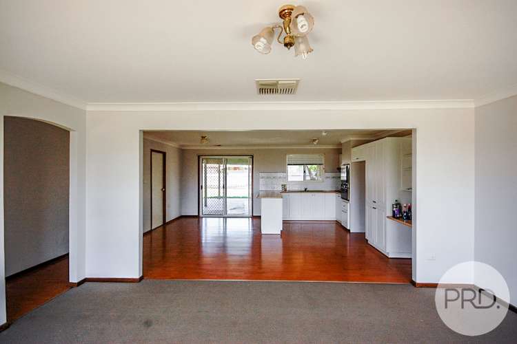 Fourth view of Homely house listing, 14 Yungana Place, Glenfield Park NSW 2650