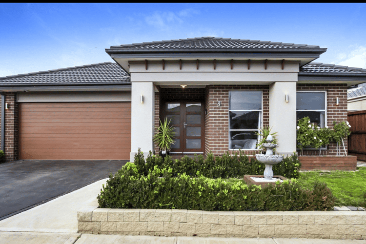 Main view of Homely house listing, 5 Springlands Crescent, Fraser Rise VIC 3336