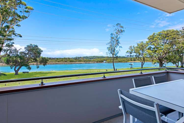 27 The Parade, North Haven NSW 2443