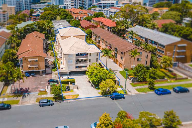 9/17 Lather Street, Southport QLD 4215