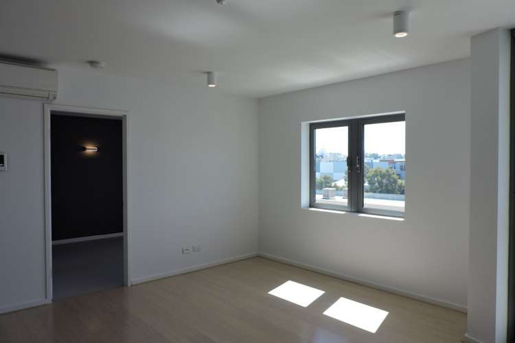 Fourth view of Homely apartment listing, 33/89 Aberdeen Street, Northbridge WA 6003