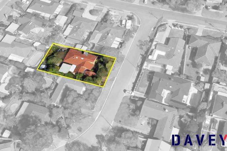 Second view of Homely house listing, 4 Timidon Place, Duncraig WA 6023