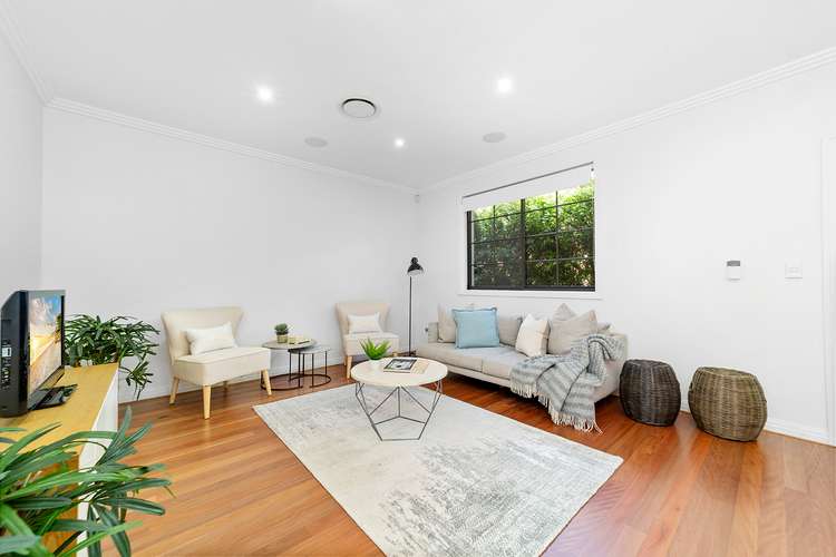 2/3 Pleasant Avenue, North Wollongong NSW 2500