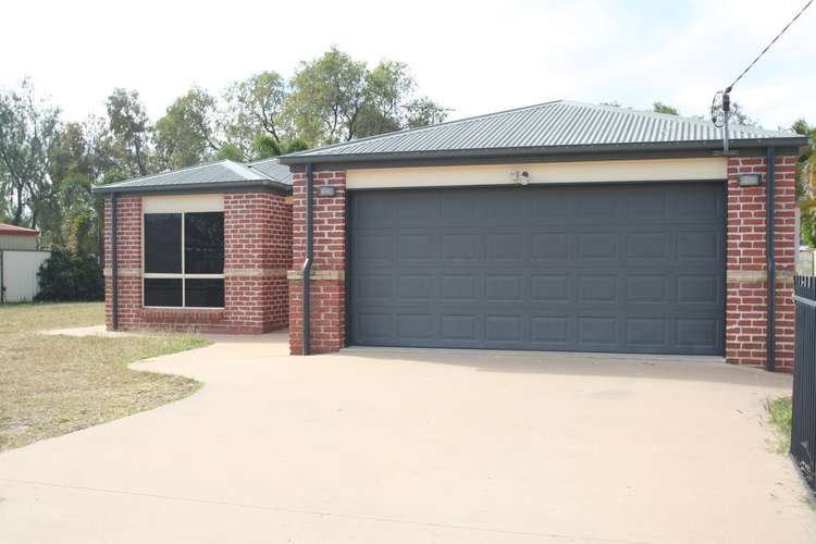 18 Vicki Close, Emerald QLD 4720