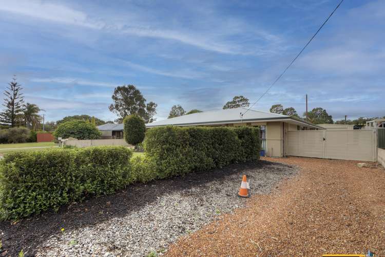 Fifth view of Homely house listing, 6 Pine Court, Forrestfield WA 6058