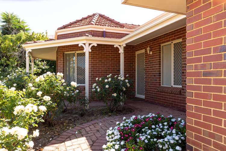 Fourth view of Homely house listing, 10 Fairmount Close, Bibra Lake WA 6163