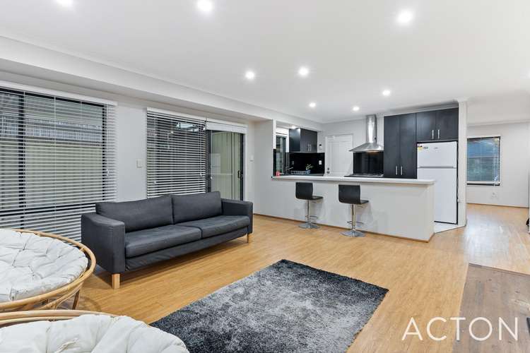 Second view of Homely house listing, 32 Hedgeley Way, Canning Vale WA 6155