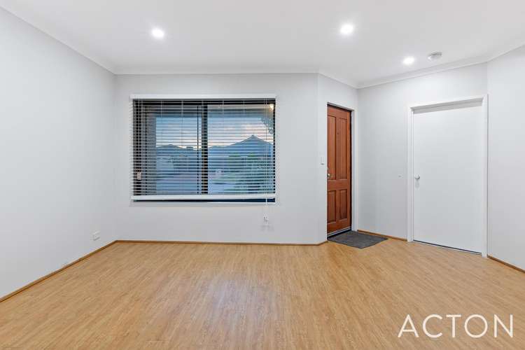 Fifth view of Homely house listing, 32 Hedgeley Way, Canning Vale WA 6155