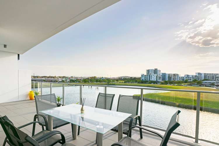 Main view of Homely apartment listing, 3204/25-31 East Quay Drive, Biggera Waters QLD 4216