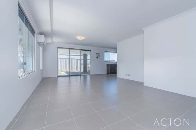 Fifth view of Homely house listing, 33 QUOLL MEWS, Alkimos WA 6038