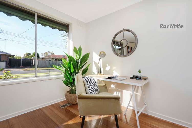 Sixth view of Homely house listing, 22 Katrina Drive, Gladstone Park VIC 3043