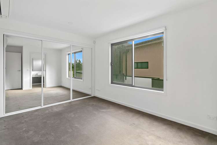 Fourth view of Homely townhouse listing, 4/204 Nepean Highway, Seaford VIC 3198